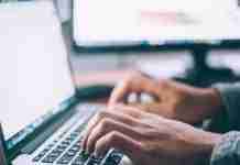 Remove Smashapps.net Search Redirect – try these EASY steps! (2025) Person search on web browser on laptop