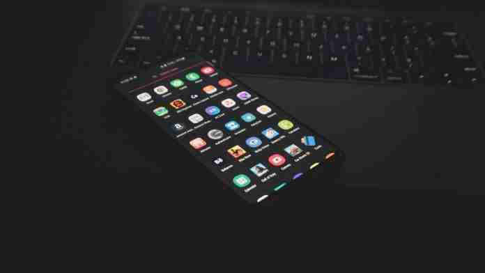 Android phone showing apps