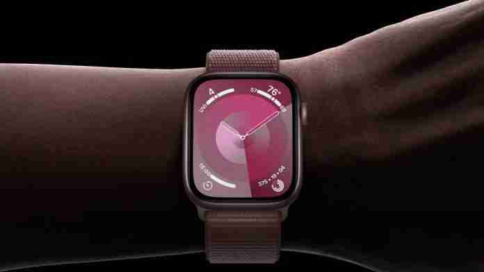 Apple Watch Series 9 on wrist (2) Apple Watch Series 9 on wrist