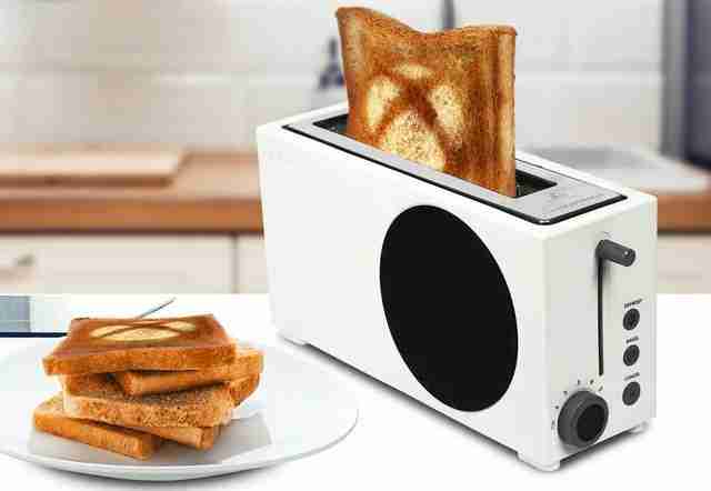 Xbox Series S toaster with Xbox Logo Bread Xbox Series S toaster with Xbox Logo Bread